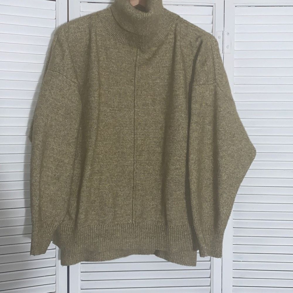 H&M‎ Olive Green Chunky Knit Oversized Turtleneck Sweater Women’s Size Small